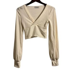Urban Outfitters Off White Long Sleeve Crop Top Size Medium